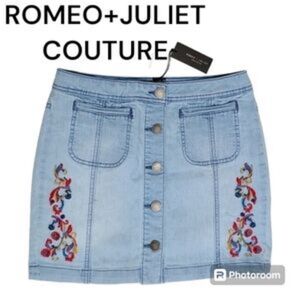 🆕️Romeo + Juliet Couture Button Down Jean Skirt S